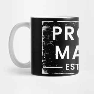 Proud Mama EST. 2022. Vintage Design For The New Mama Or Mom To Be. Mug